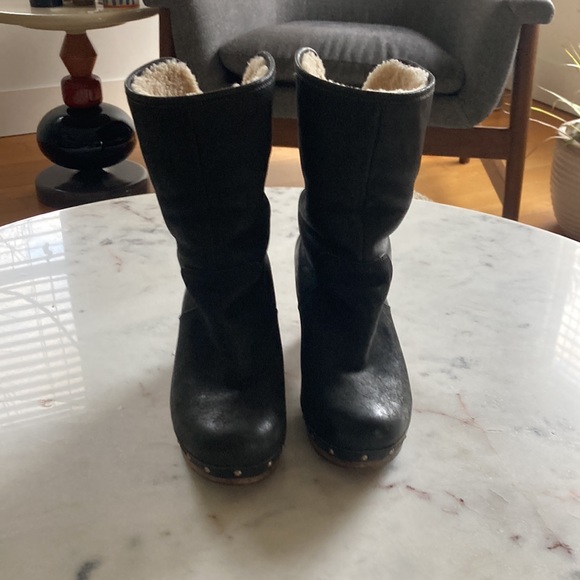 UGG Leather Shearling Boots - Picture 3 of 9